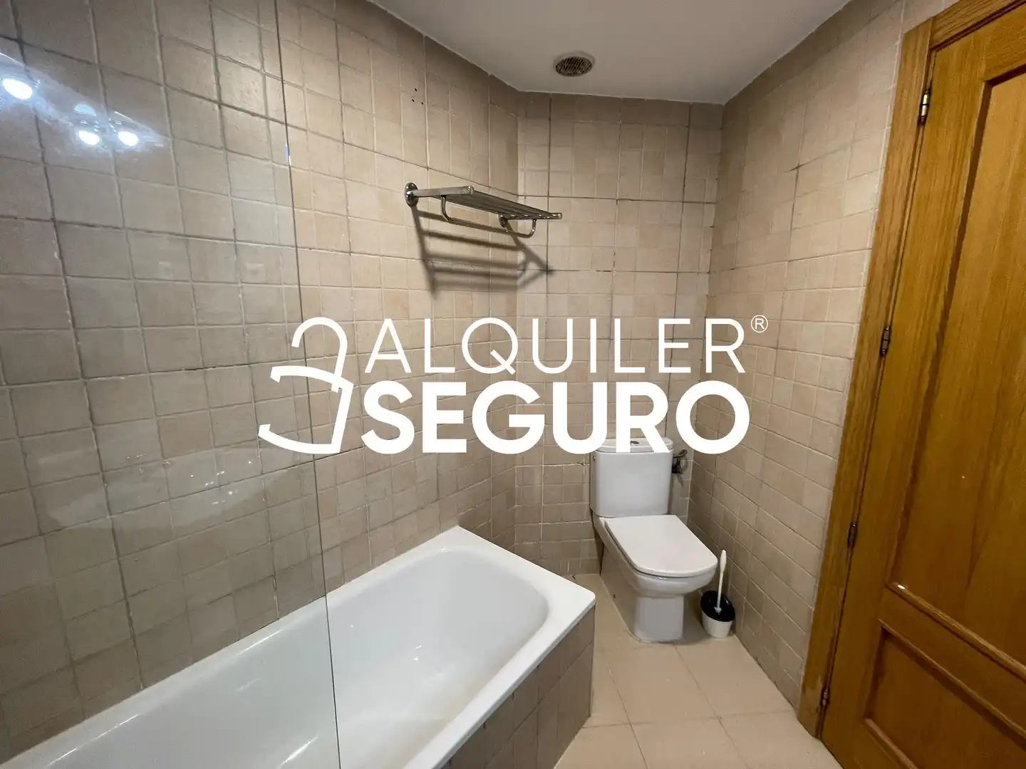 Bany de Pis de lloguer en Navalcarnero amb Calefacció, Terrassa i Traster