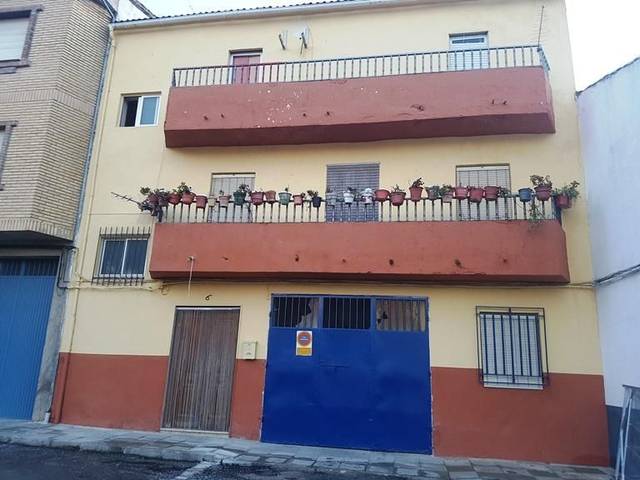 Piso en Venta en Paseo del Obispo en Valdepeñas de Jaén