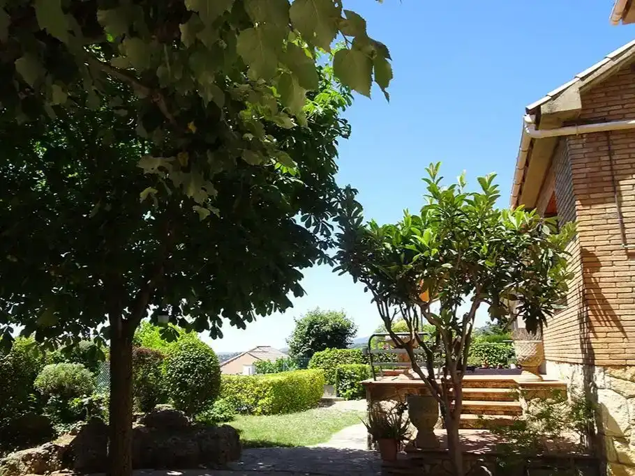 Jardí de Casa o xalet en venda en La Garriga amb Aire condicionat, Jardí privat i Traster