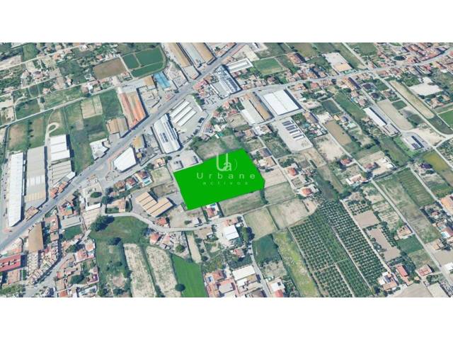Terreno en Venta en Calle Pina en Zarandona