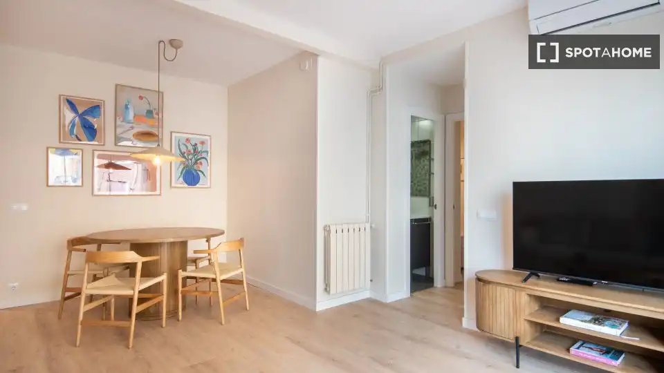 Flat with terrace to rent in Eixample, imagen 5