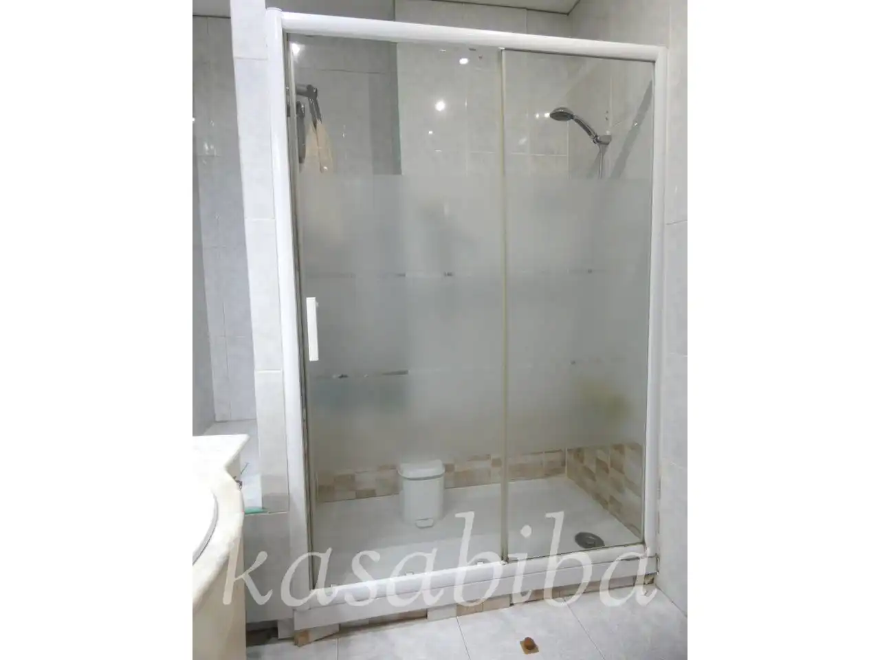 Bathroom of Flat for sale in Valencia  with Air Conditioner and Balcony