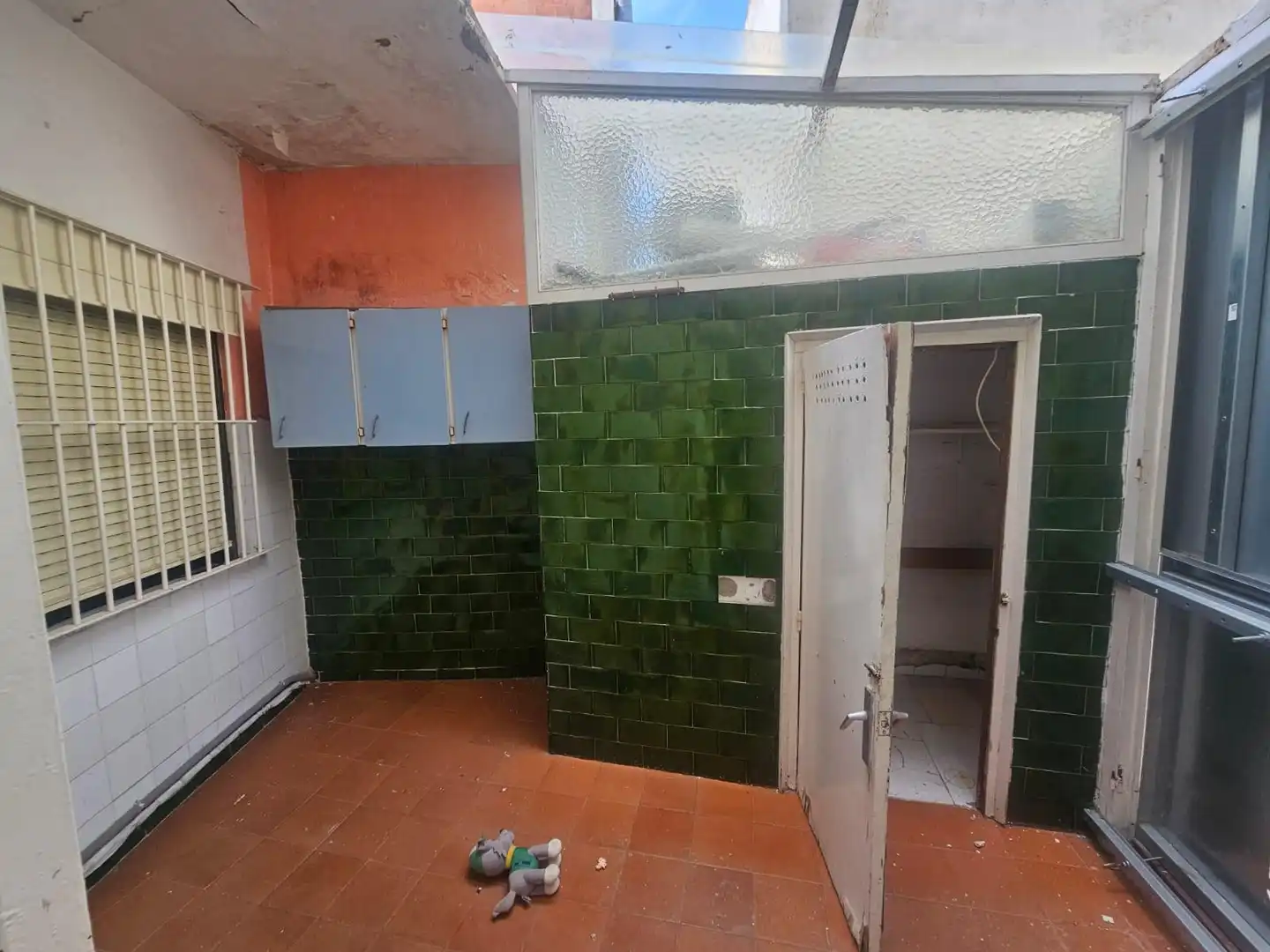 Bathroom of Flat for sale in Mataró