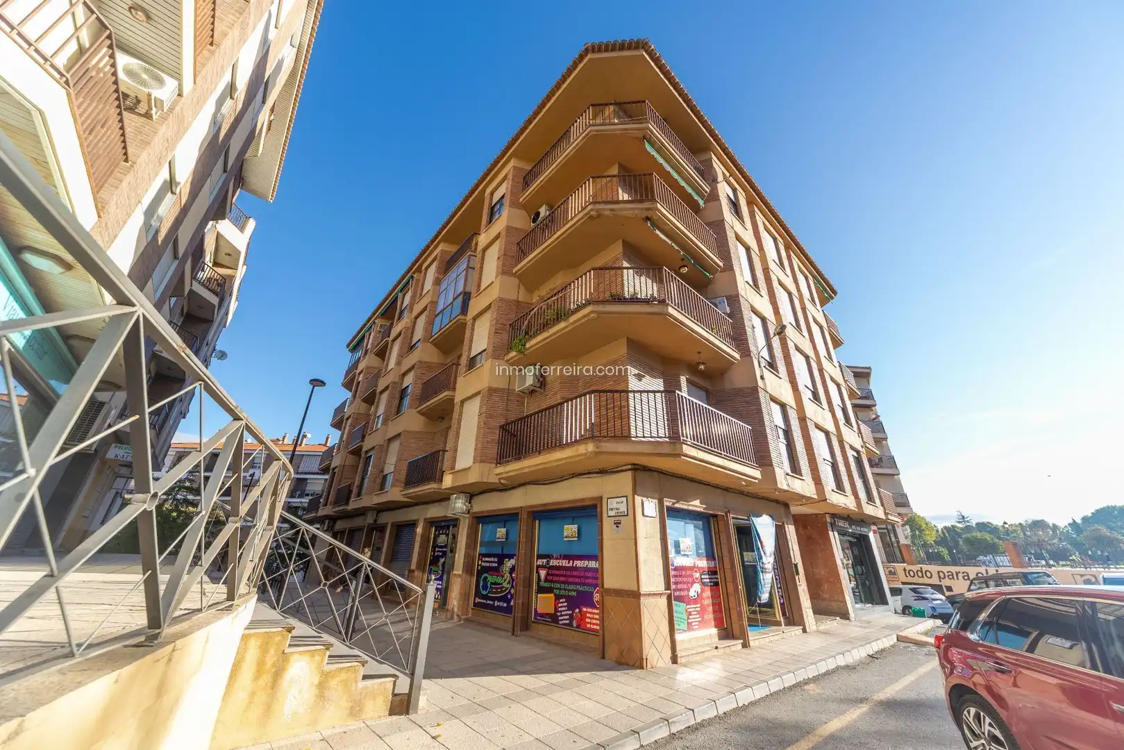 Flat with lift for sale in Avenida Mariana Pineda