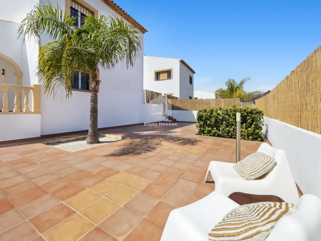 Houses for sale in La Granadella - Costa Nova