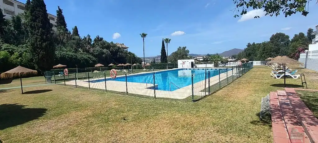 Schwimmbecken von Wohnungen zum Verkauf in Mijas mit Klimaanlage, Terrasse und Gemeinschaftspool