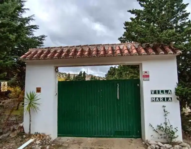 Casa en venta en *