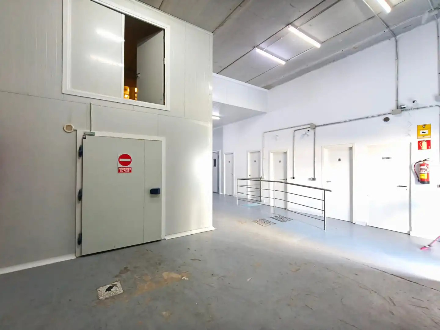 Industrial building for transfer in Calle Severo Ochoa, imagen 3