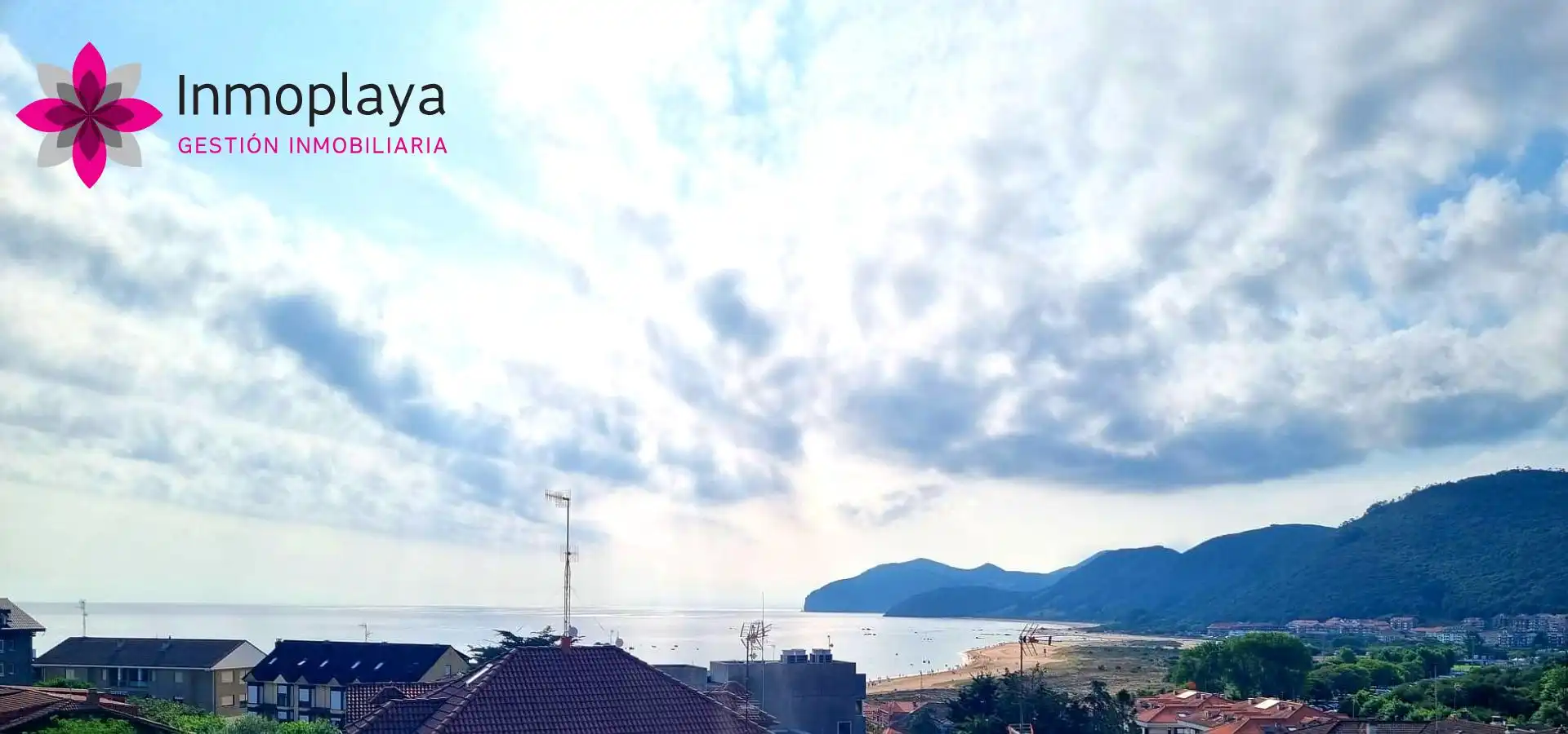Außenansicht von Dachboden zum Verkauf in Noja mit Terrasse und Möbliert