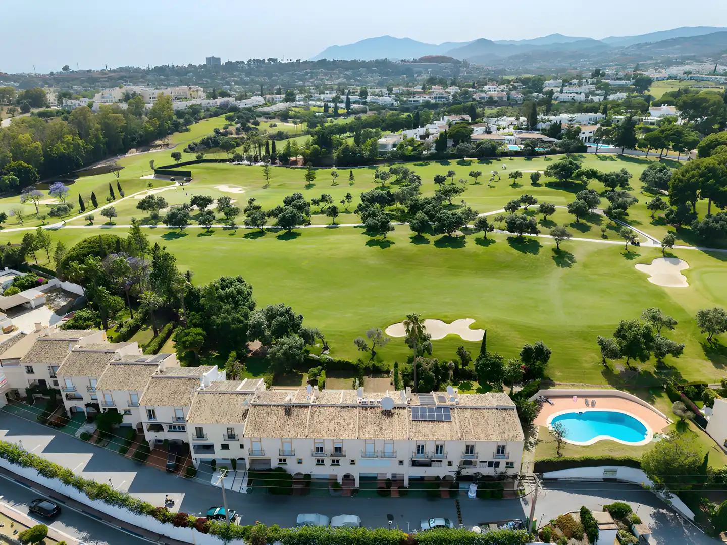 Adossat amb piscina en venda a Nueva Andalucía, imagen 36