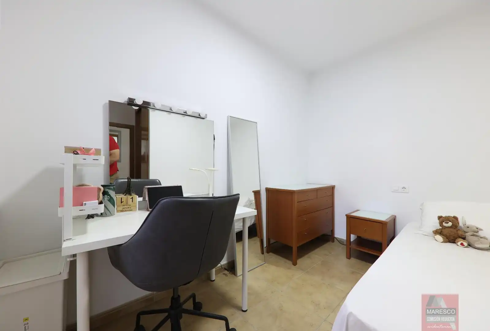 Dormitori de Pis en venda en Mijas amb Aire condicionat, Terrassa i Traster