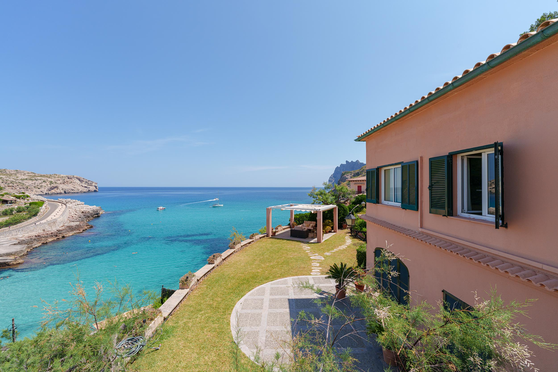 Exterior view of House or chalet for sale in Pollença  with Air Conditioner, Heating and Private garden