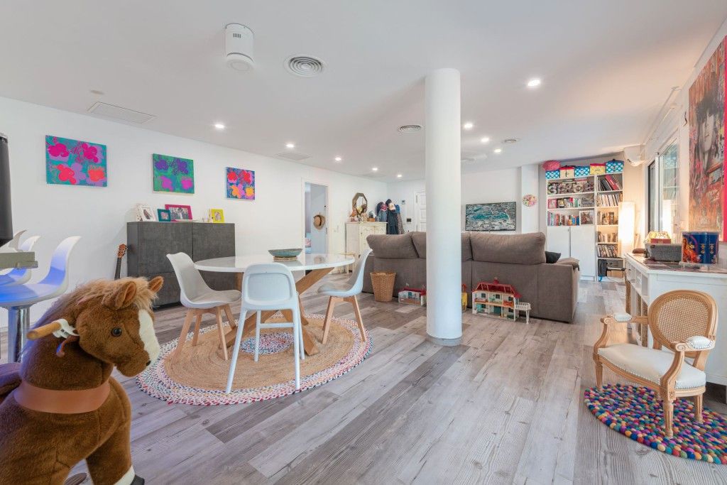 Planta baja for sale in Pollença  with Air Conditioner, Private garden and Terrace