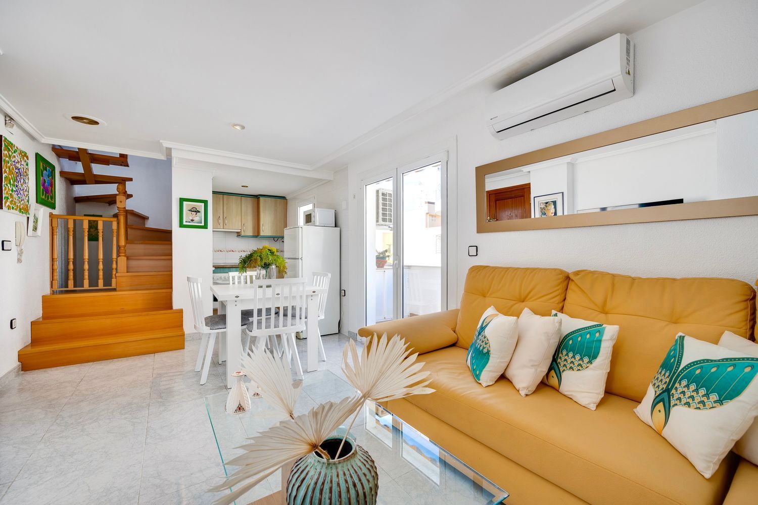 Sala d'estar de Dúplex en venda en Torrevieja amb Aire condicionat, Calefacció i Terrassa