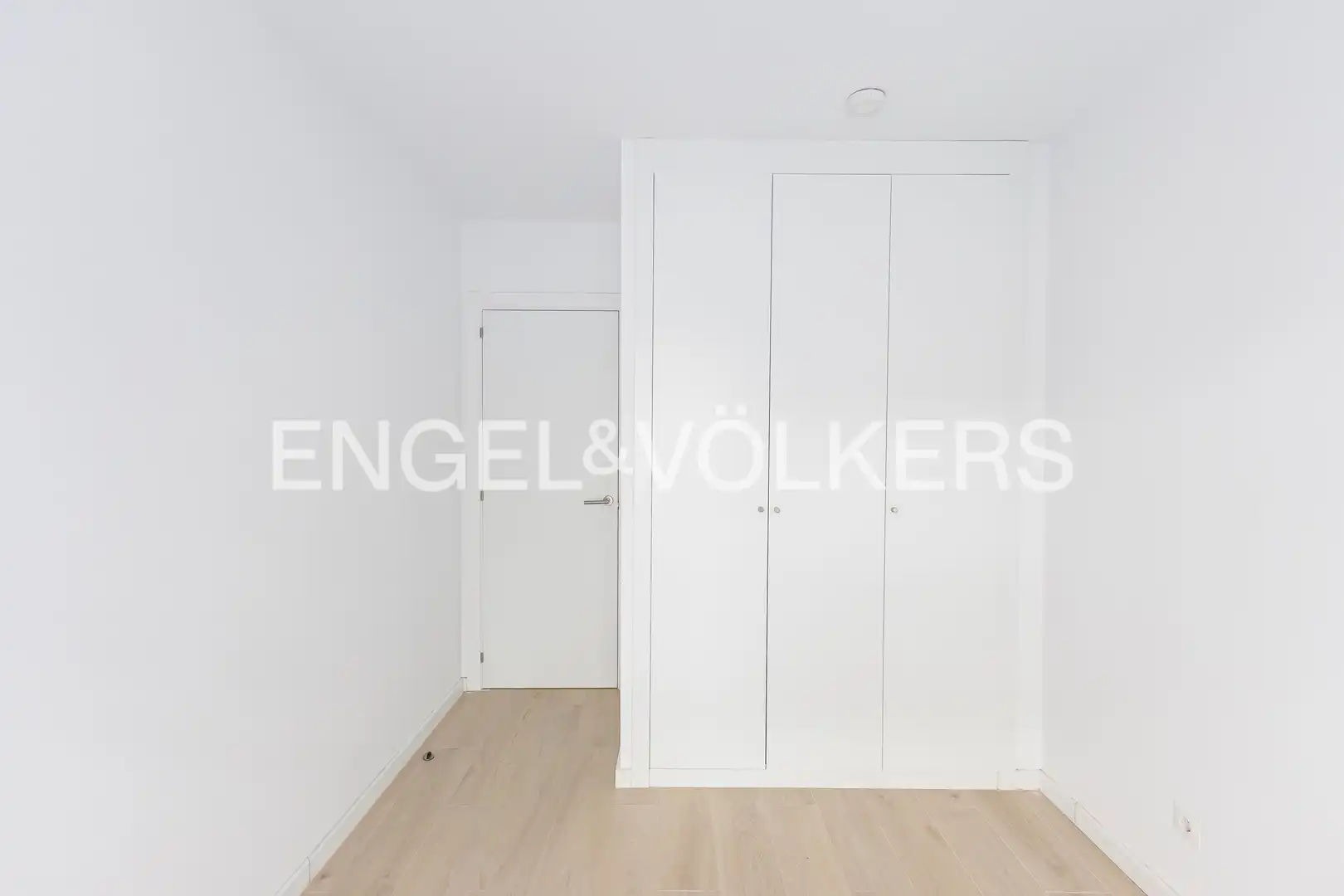Piso de alquiler en Juan de la Hoz, Guindalera