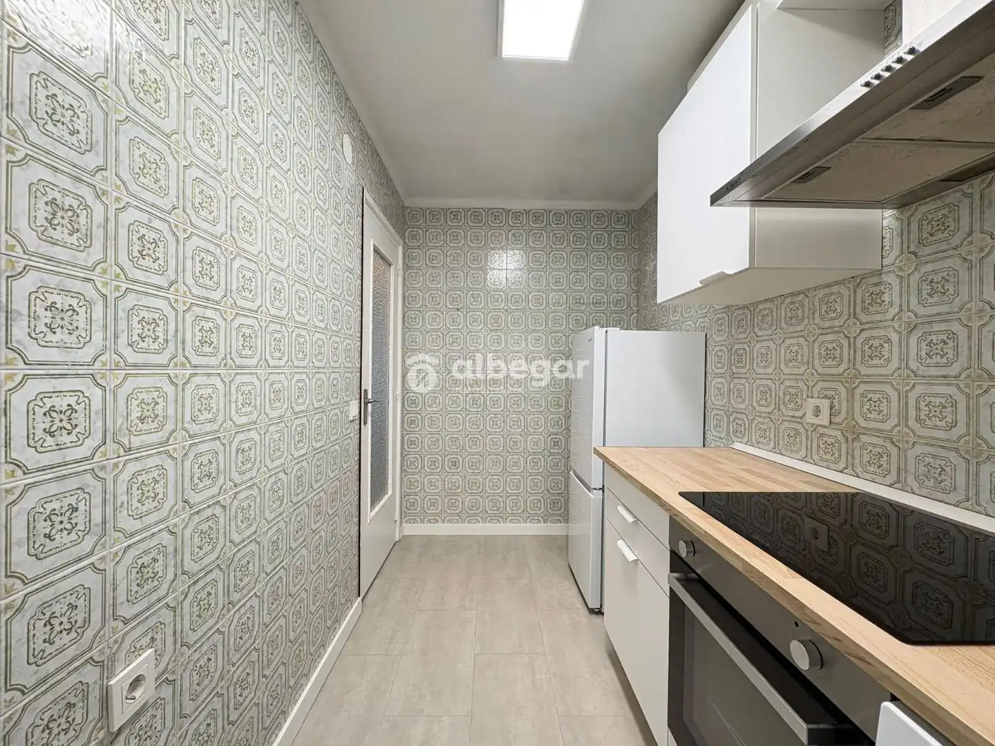 Cuina de Pis de lloguer en Valencia amb Aire condicionat, Parquet i Terrassa