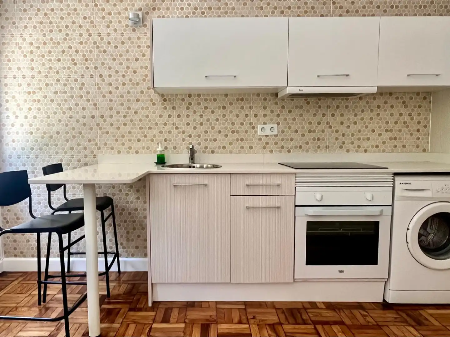Kitchen of Flat for rent in Gijón   with Heating and Parquet flooring
