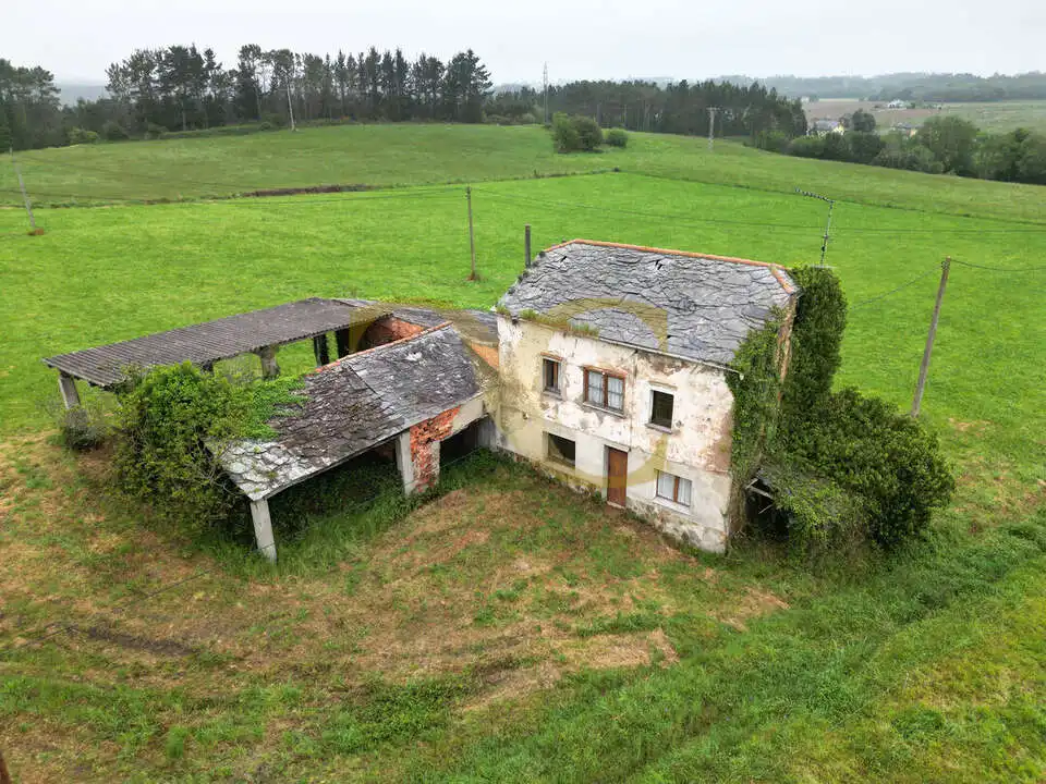 Vista exterior de Casa o xalet en venda en El Franco  amb Calefacció