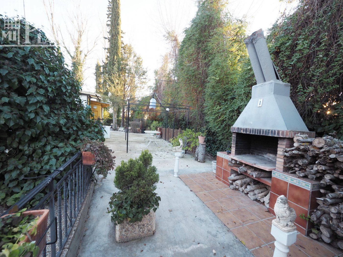 Jardí de Casa o xalet en venda en Argamasilla de Alba amb Aire condicionat, Terrassa i Traster
