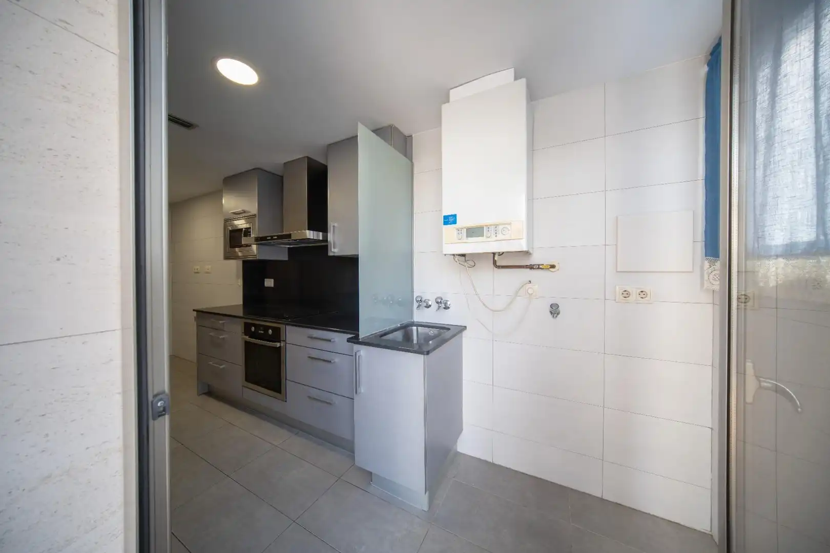 Küche von Wohnung zum Verkauf in Igualada mit Heizung, Terrasse und Abstellraum