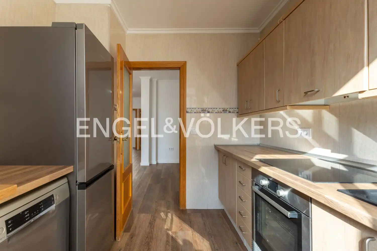 Wohnung zur Miete in Carrer del Pintor Salvador Abril, Russafa