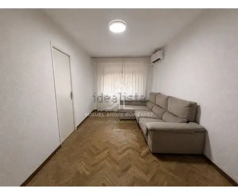Sala de estar de Piso en venta en  Madrid Capital con Aire acondicionado