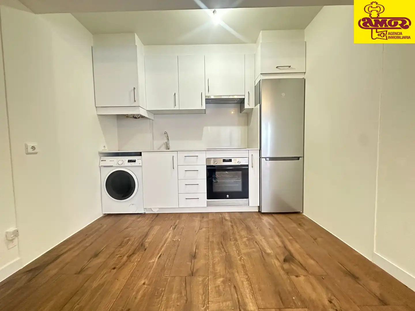 Cocina de Piso en venta en Santiago de Compostela  con Calefacción y Terraza