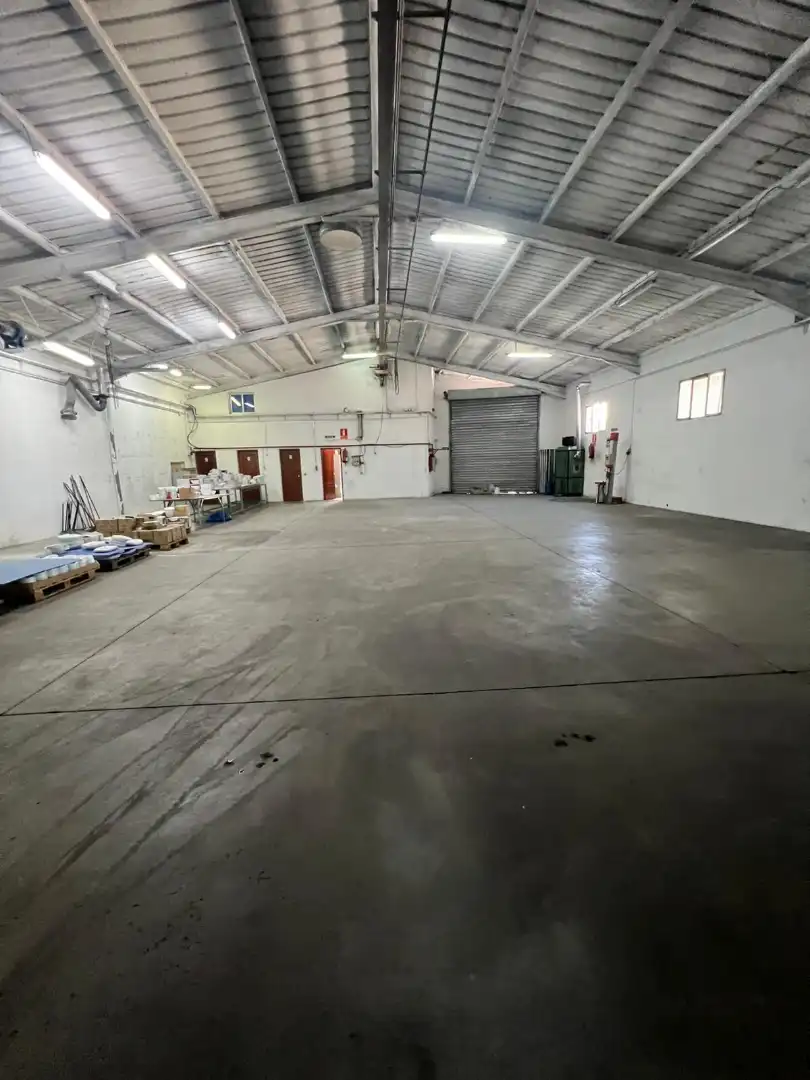 Nau industrial de lloguer en Ontígola