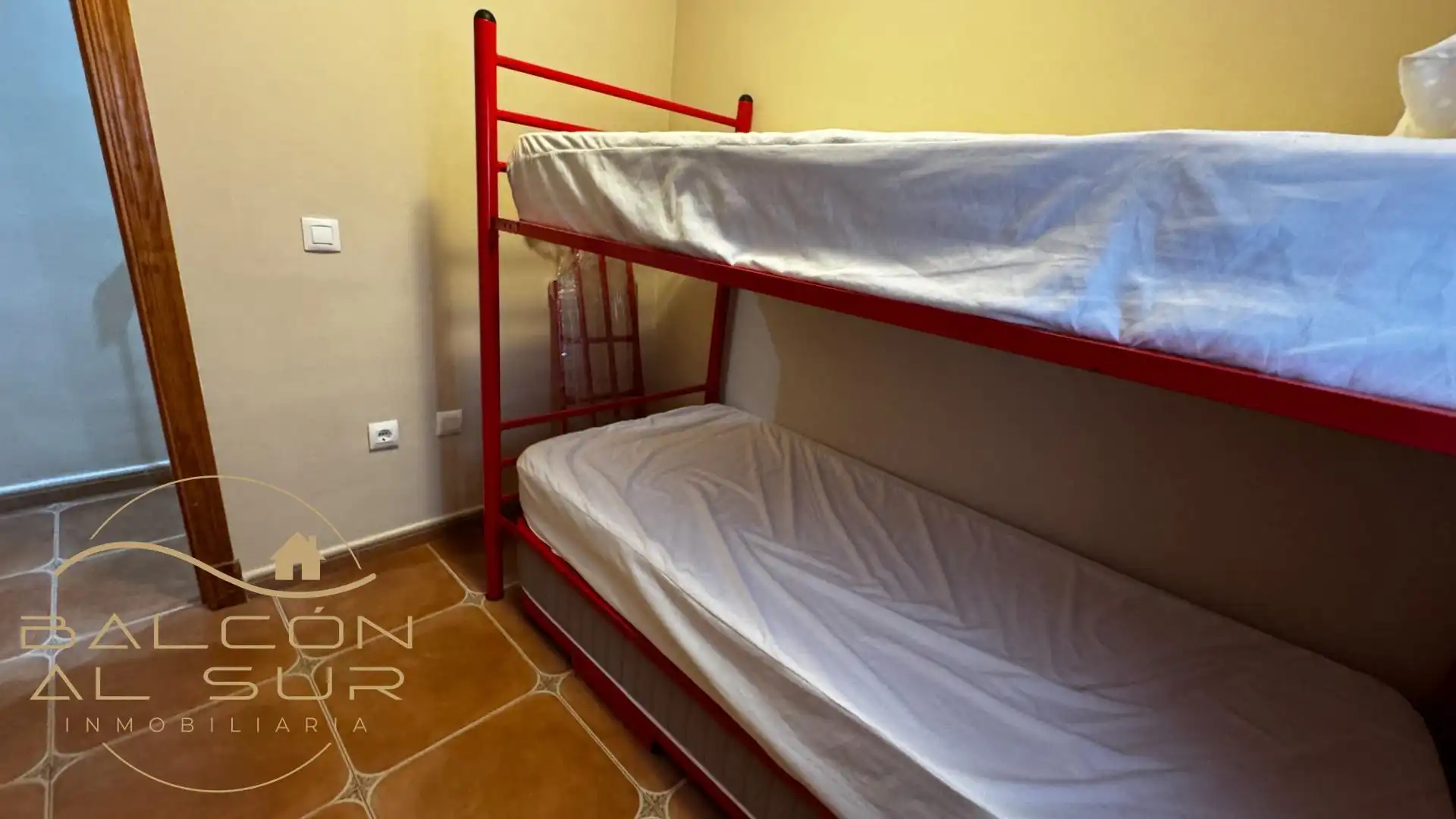 Bedroom of Flat for sale in Rota  with Air Conditioner
