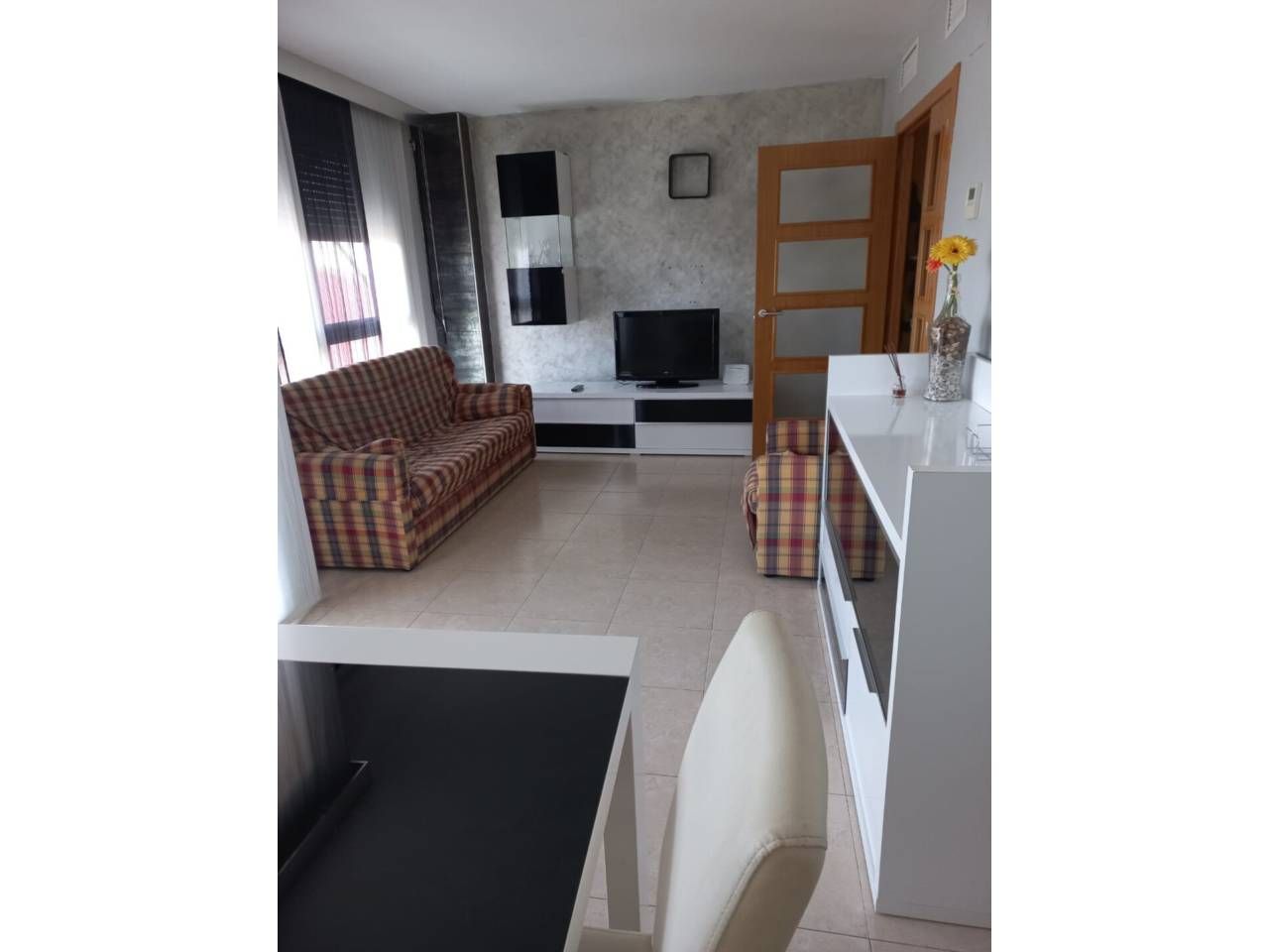 Sala d'estar de Pis en venda en Monforte del Cid amb Calefacció, Traster i Balcó