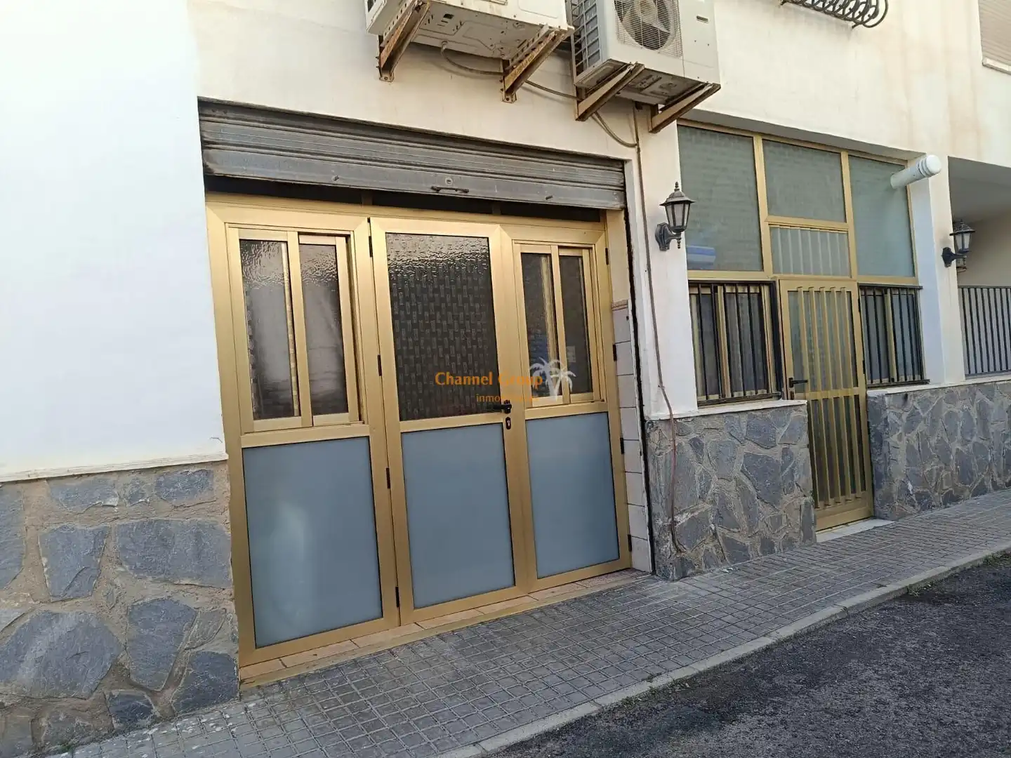 Vista exterior de Dúplex en venda en Elche / Elx