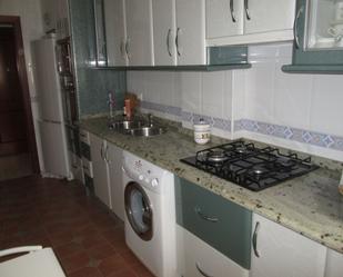 Cuina de Pis en venda en Loja amb Moblat, Forn i Rentadora