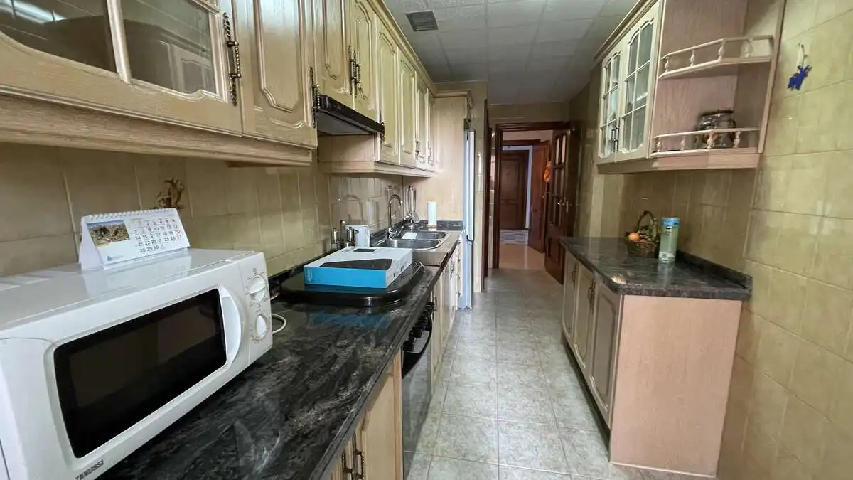 Kitchen of Flat for rent in Granada  with Air Conditioner, Heating and Terrace