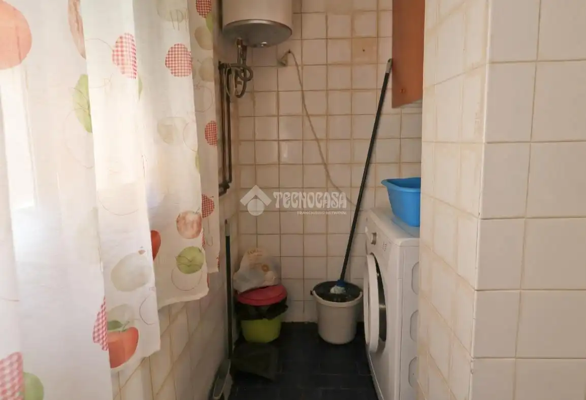 Badezimmer von Wohnung zum Verkauf in Sagunto / Sagunt mit Klimaanlage und Balkon