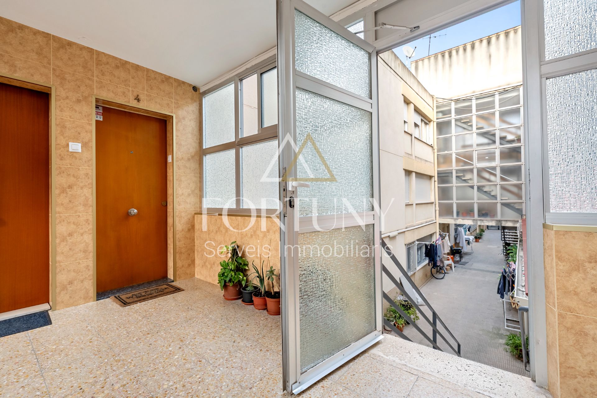Vista exterior de Piso en venta en  Tarragona Capital con Aire acondicionado