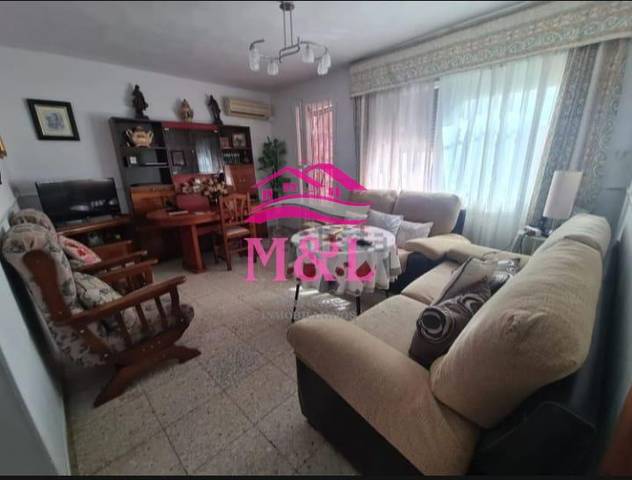 Casa-chalet en Venta en Torremayor