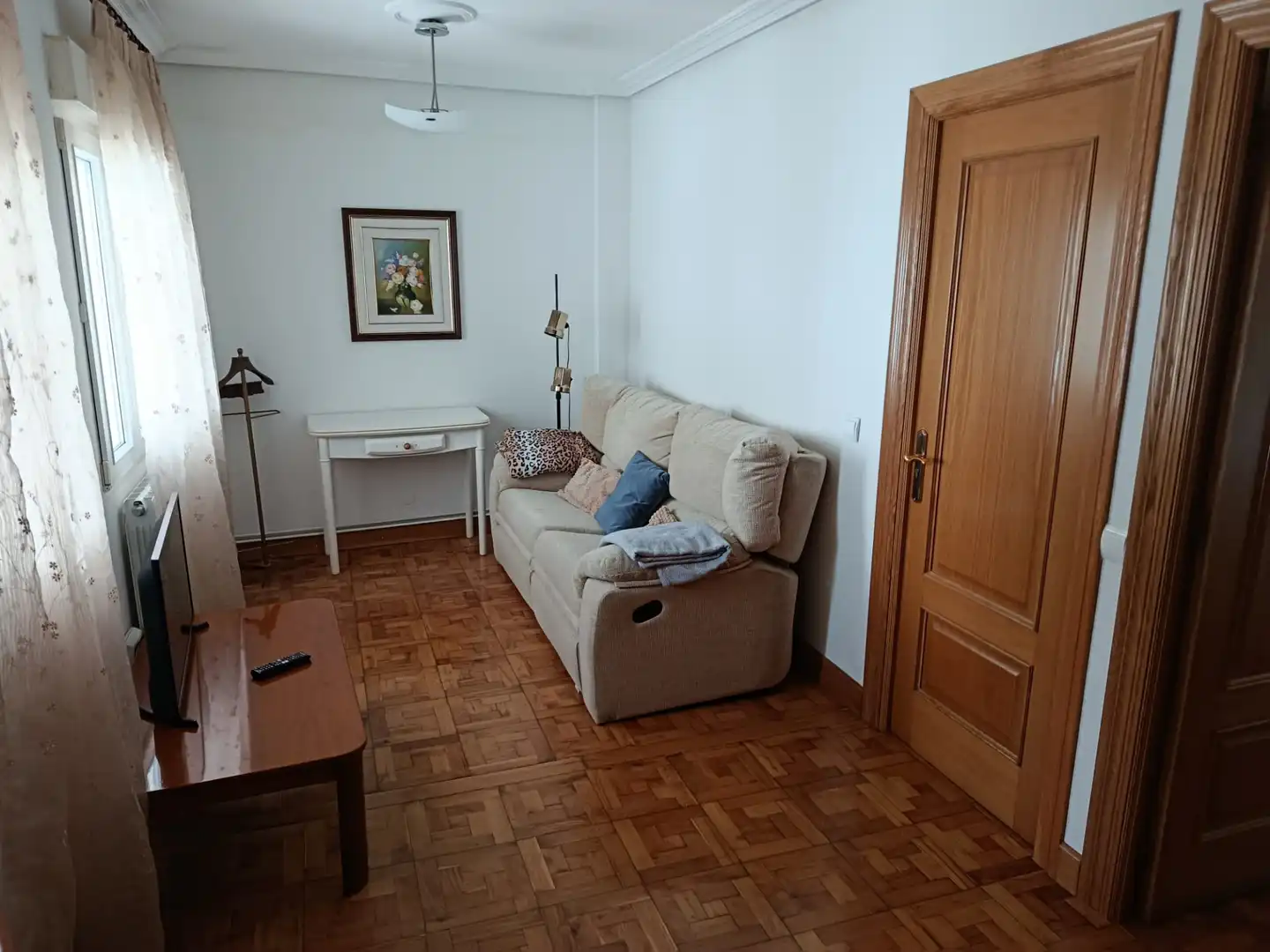 Sala de estar de Piso de alquiler en Santander con Calefacción y Amueblado