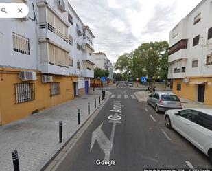 Vista exterior de Apartament en venda en  Sevilla Capital
