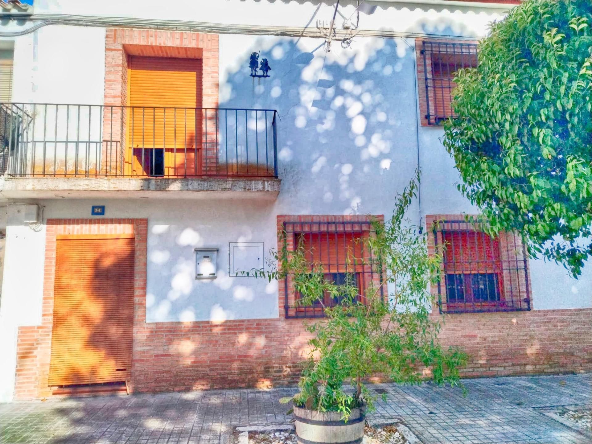 Vista exterior de Casa o xalet en venda en Alcázar de San Juan amb Calefacció