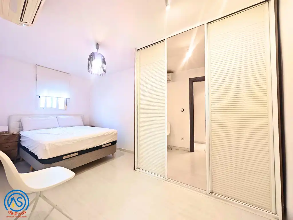Wohnung zur Miete in Calle de Santa Isabel, 13, Alfonso