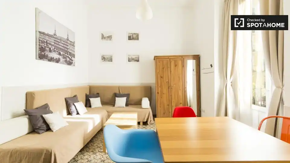 Appartamento con terrazza in affitto a Centro, imagen 3