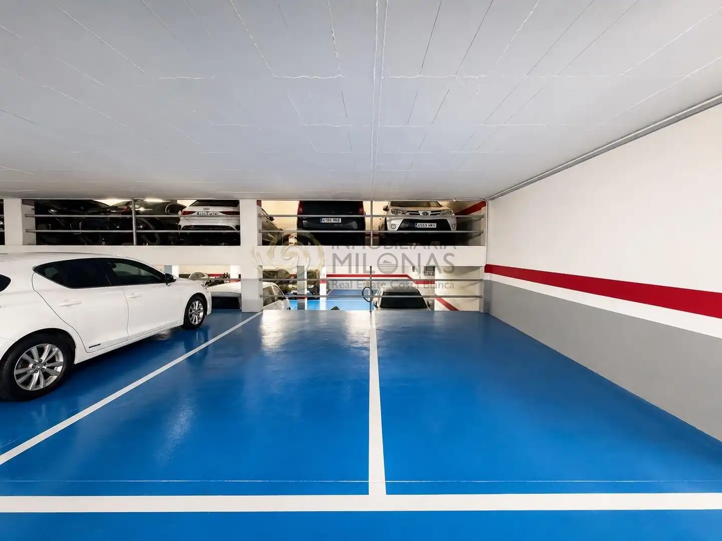 Apartamento con piscina en venta en Via Parque, imagen 32