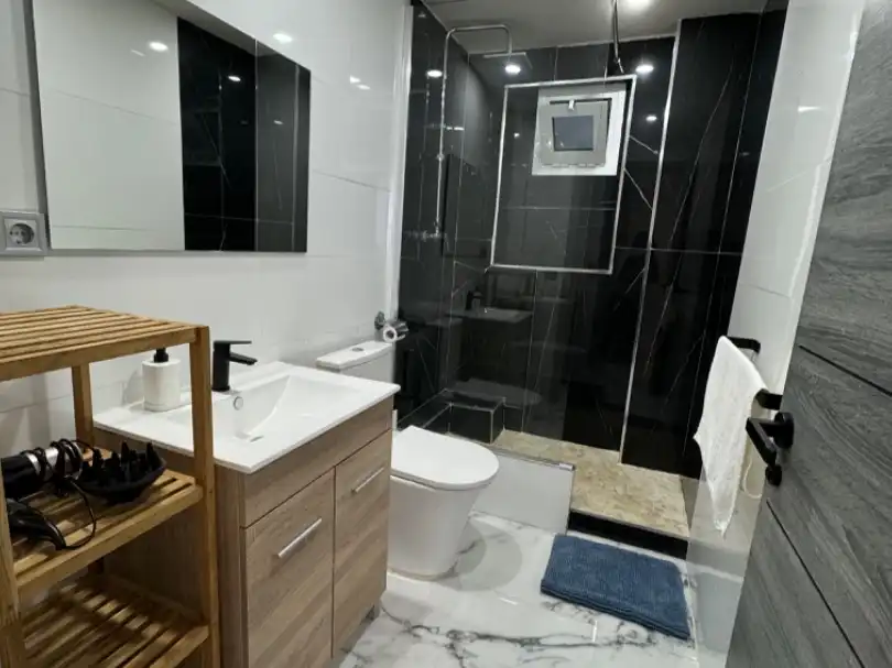 Apartamento con ascensor en venta en Calle Tomas forteza 57, imagen 4