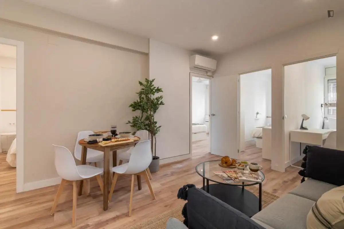 Habitació a Sant Gervasi- Galvany