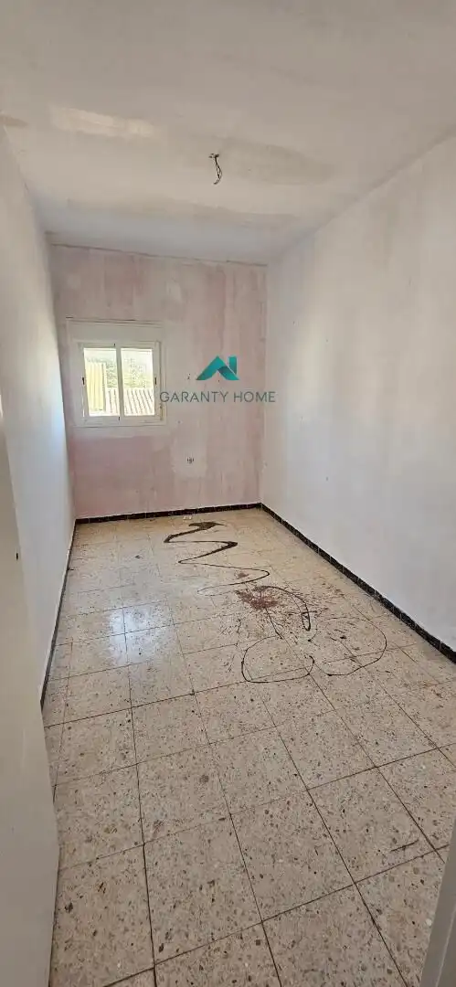 Dormitori de Edifici en venda en Badajoz