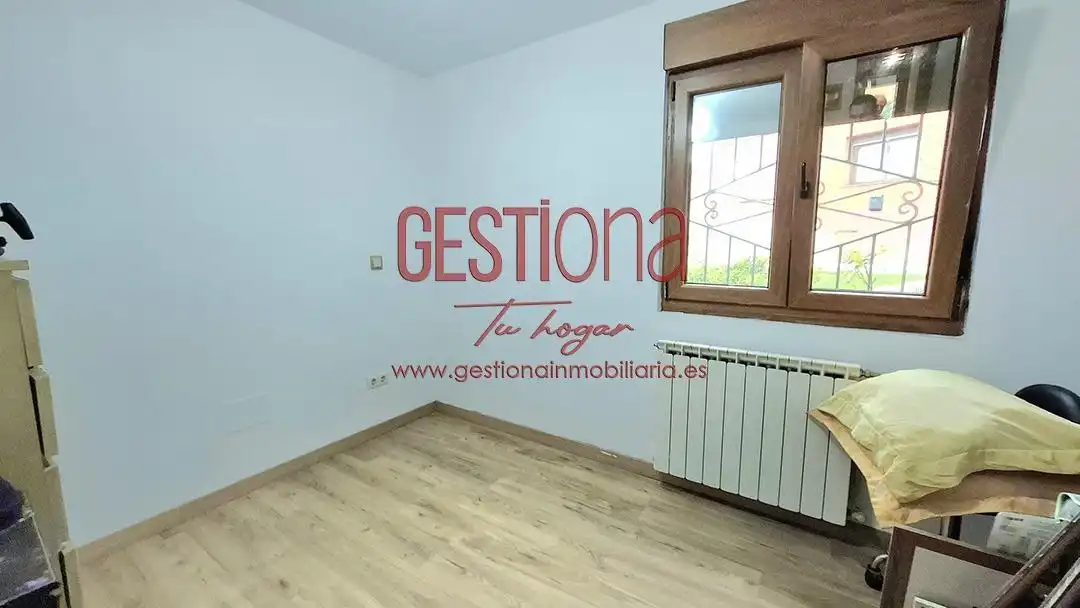 Bedroom of Ground floor for sale in Camargo  with Heating, Terrace and Storage room