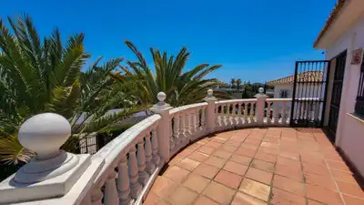 Chalet con piscina en venta en Elviria - Cabopino, imagen 19