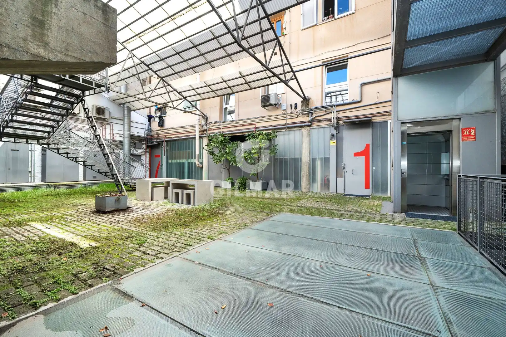 Terrace of Flat for sale in  Madrid Capital  with Heating and Private garden