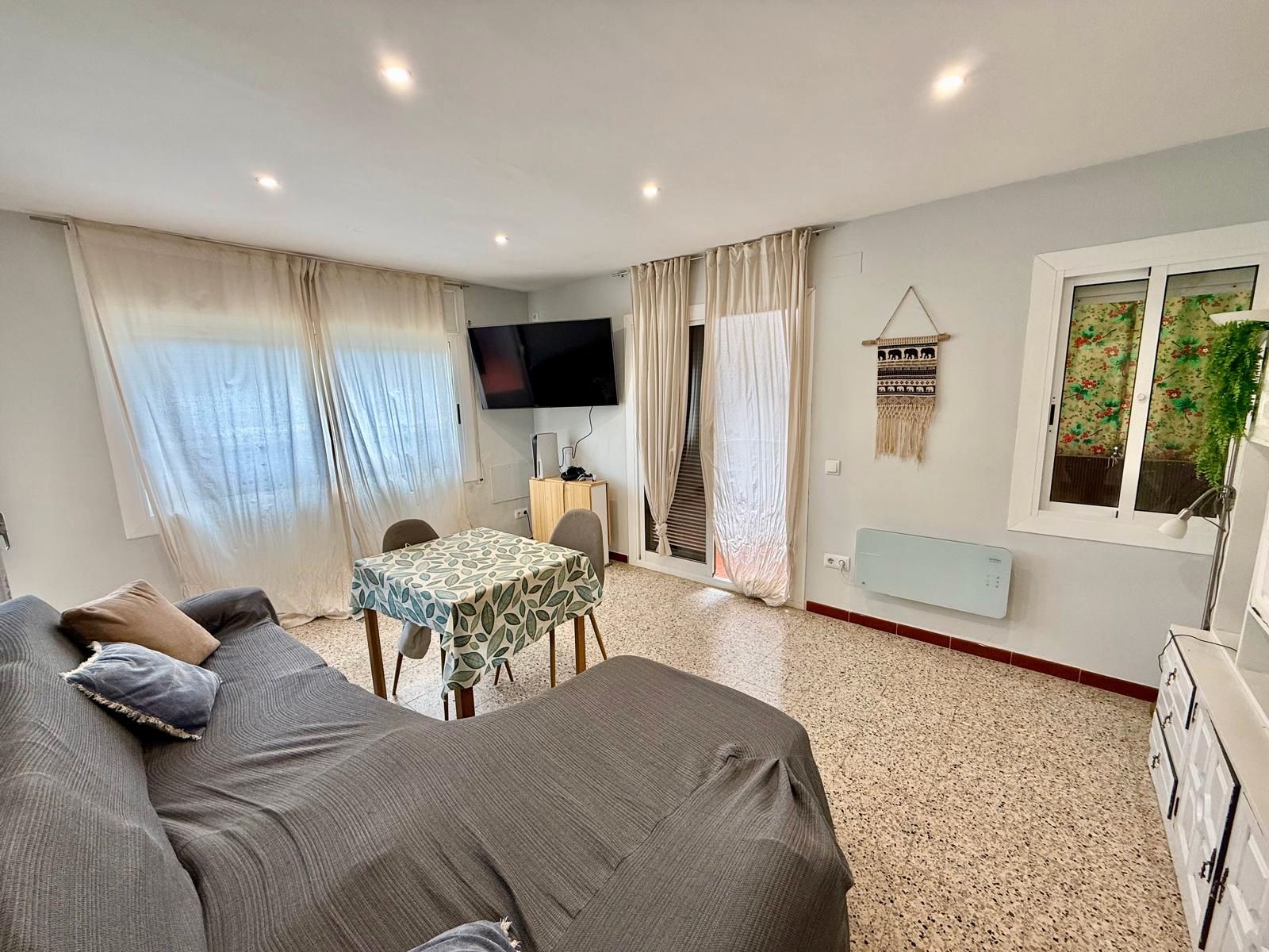 Piso en venta en Plaça Mèrida, 9