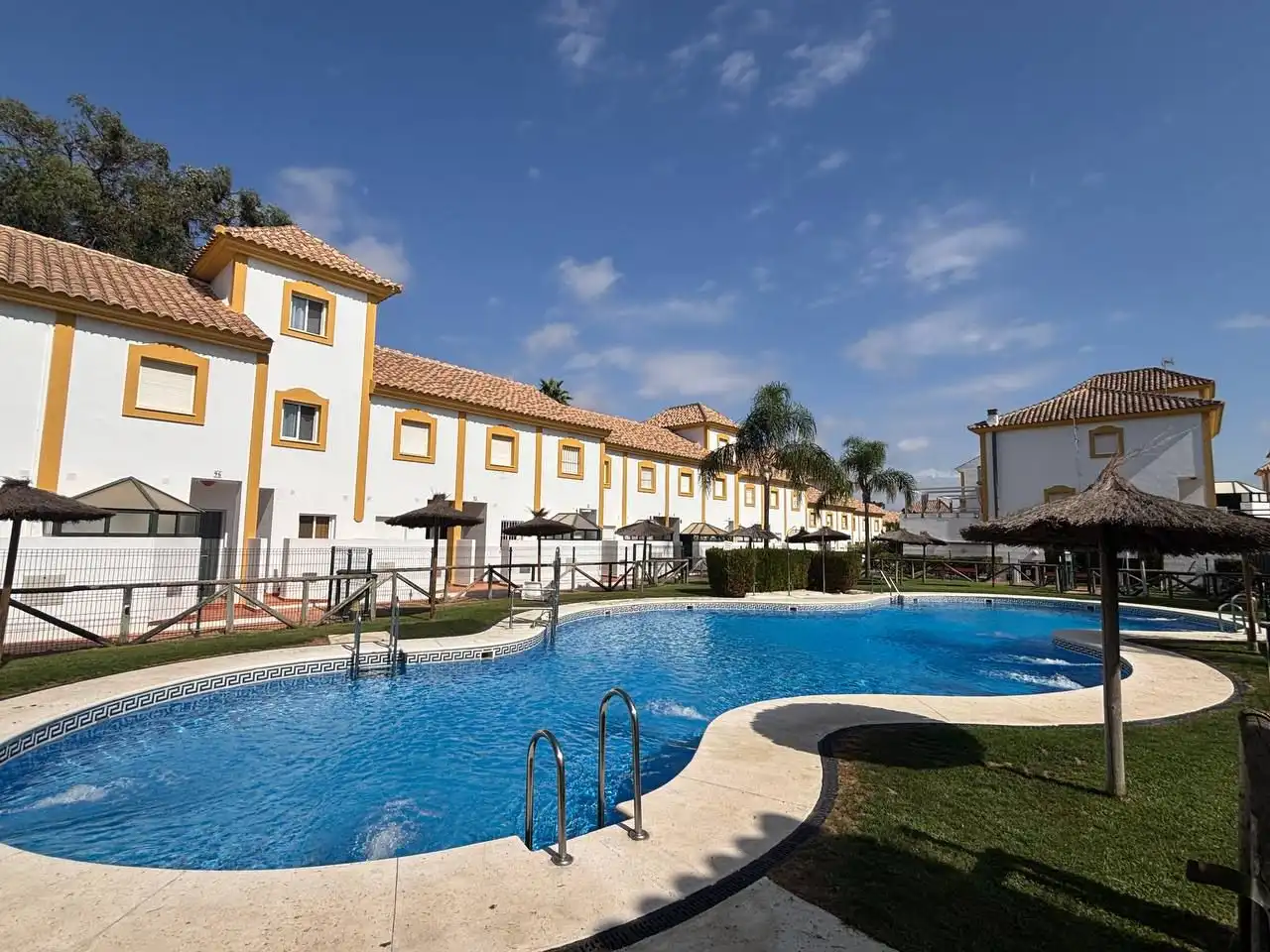 Garden of Apartments for sale in Islantilla Golf